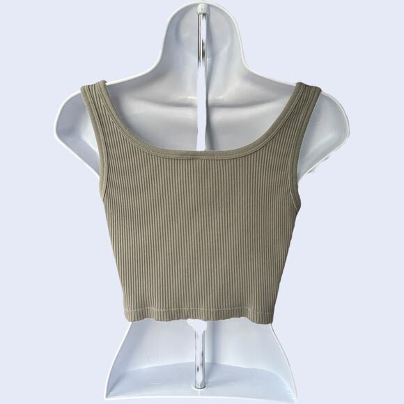 UNIQLO Ribbed Henley Cropped Tank Top Olive Green Scoop Neck Size M - Picture 2 of 5